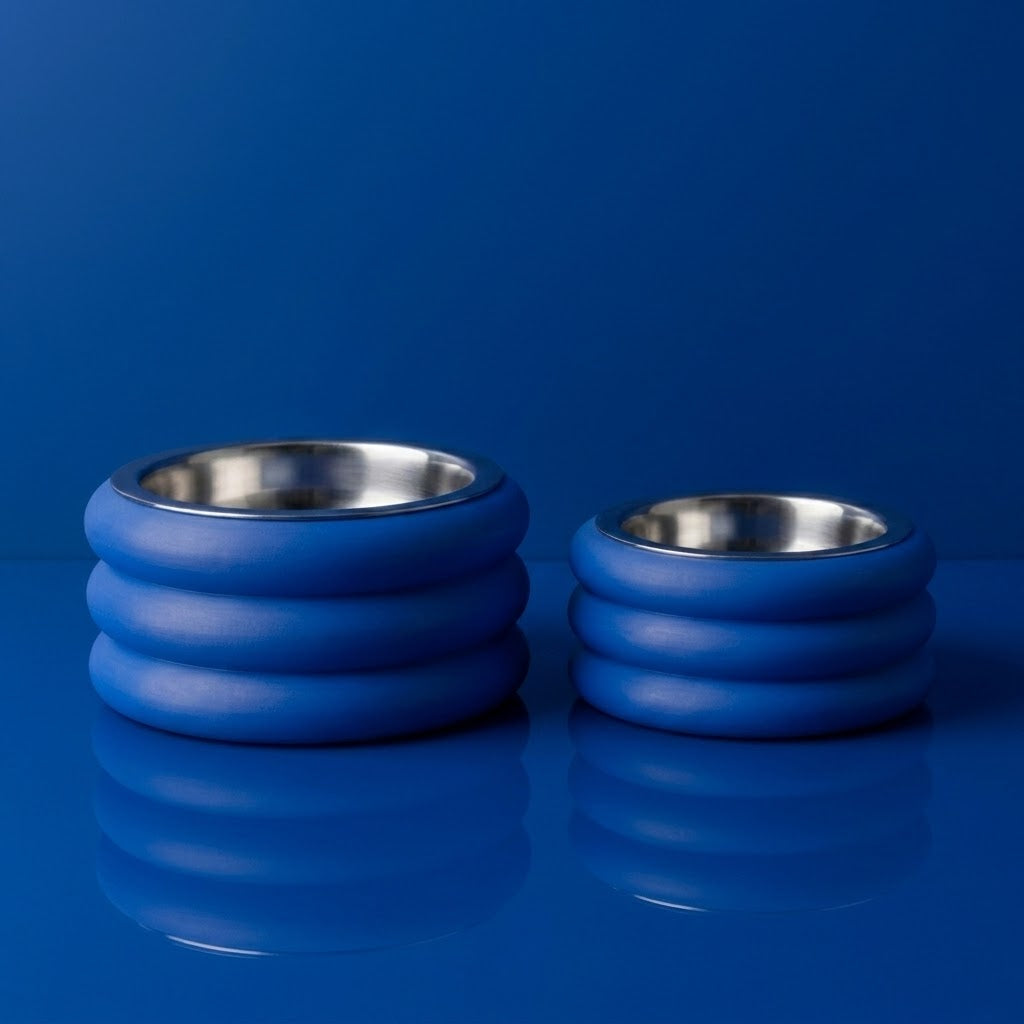 Gamelle Donut bleu électrique RONRON, gamelle chat design fabriquée en Savoie